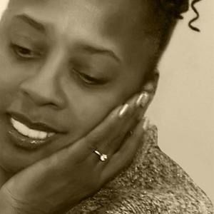 Meet your Posher, Lititia